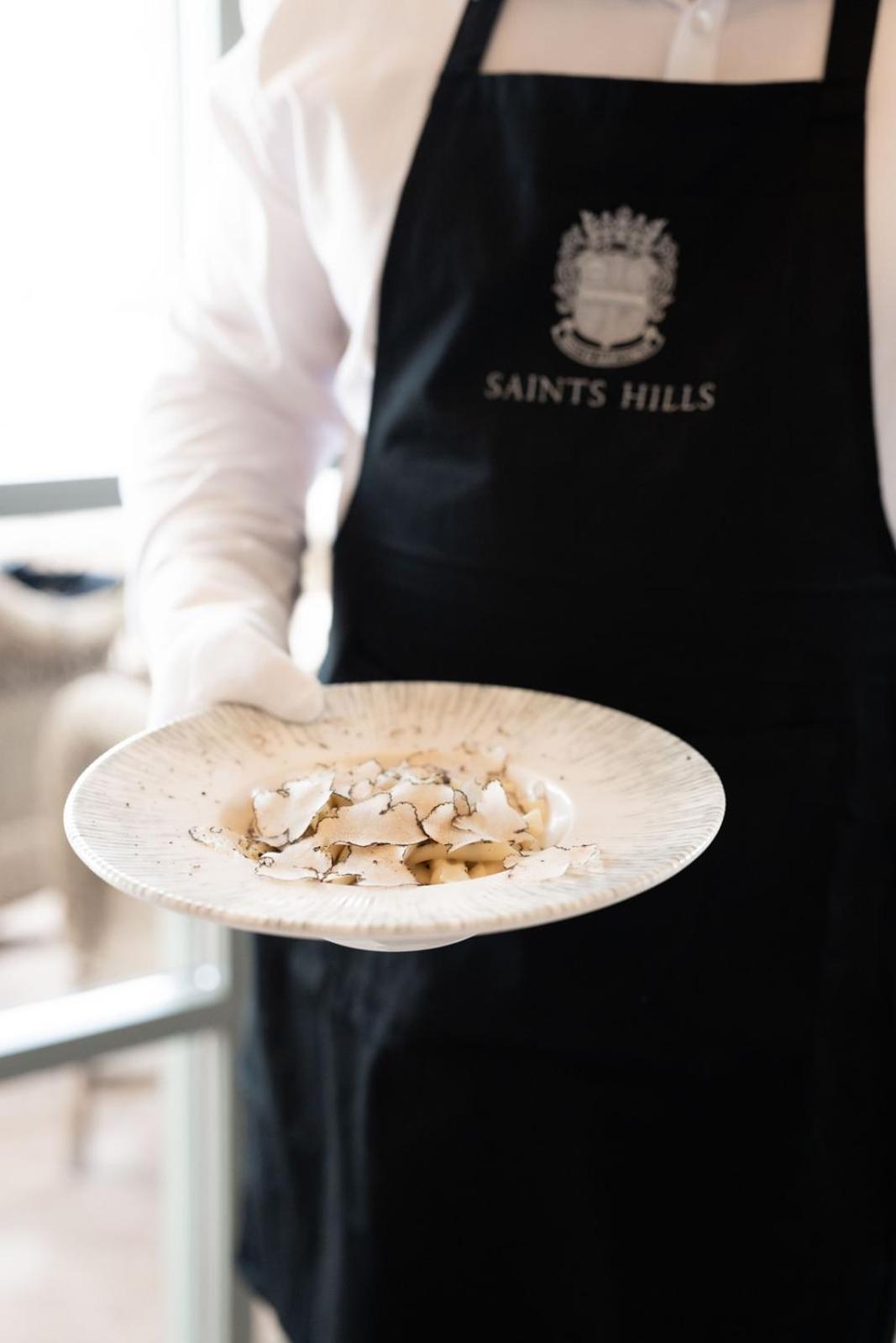 Saints Hills Cantina Вишнян Экстерьер фото