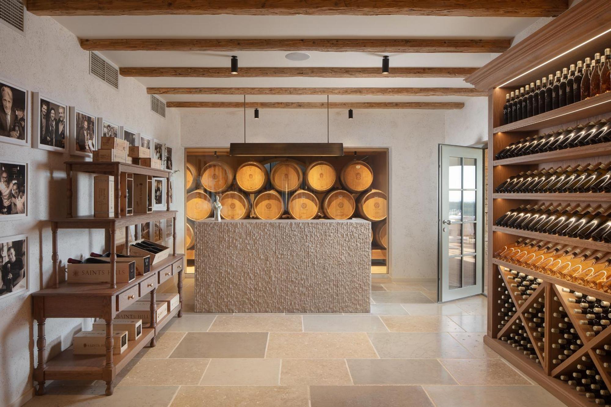 Saints Hills Cantina Вишнян Экстерьер фото